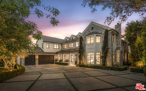22 Oakmont Drive Los Angeles CA 90049