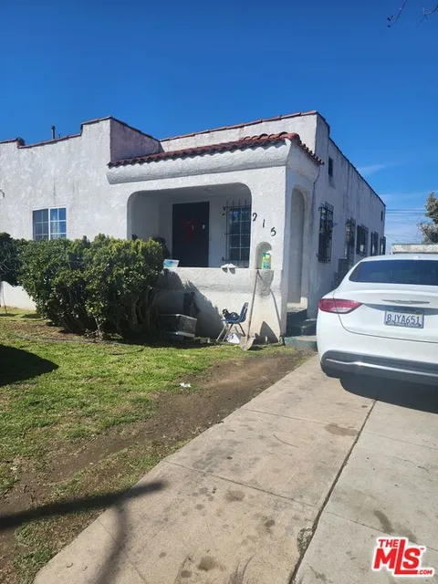 MLS: 25498687