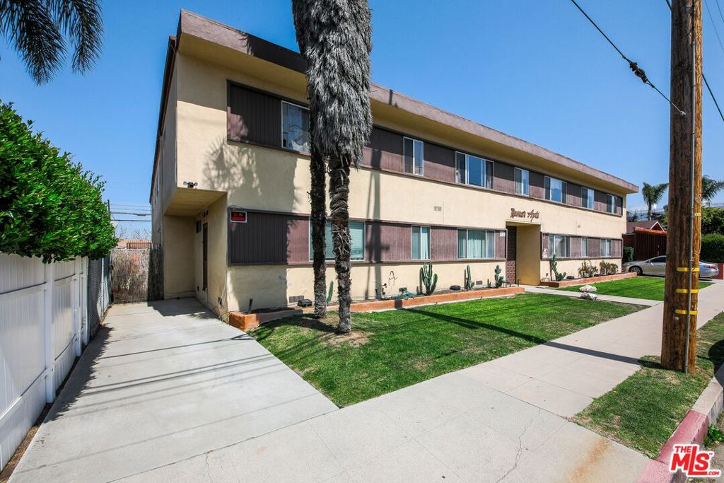 Properties 4 11915 Jefferson Boulevard
