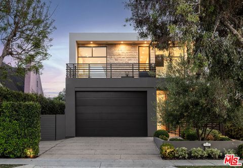 8356 W 4th Street Los Angeles CA 90048