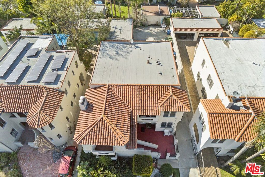 Properties 1 1219 Hi Point Street