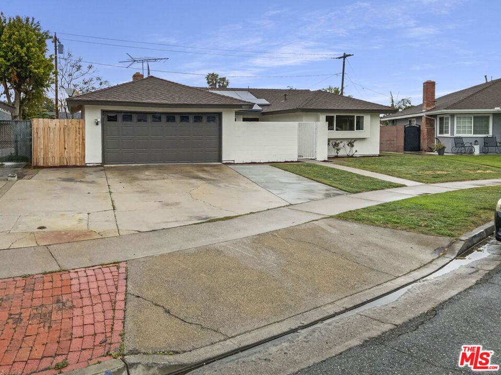 listing image 0