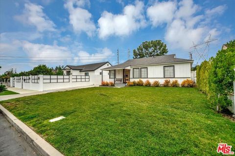 A home in North Hollywood