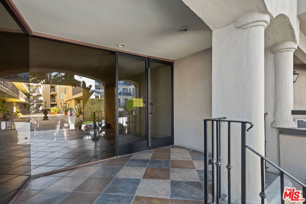 Properties 3 11646 Chenault Street 2