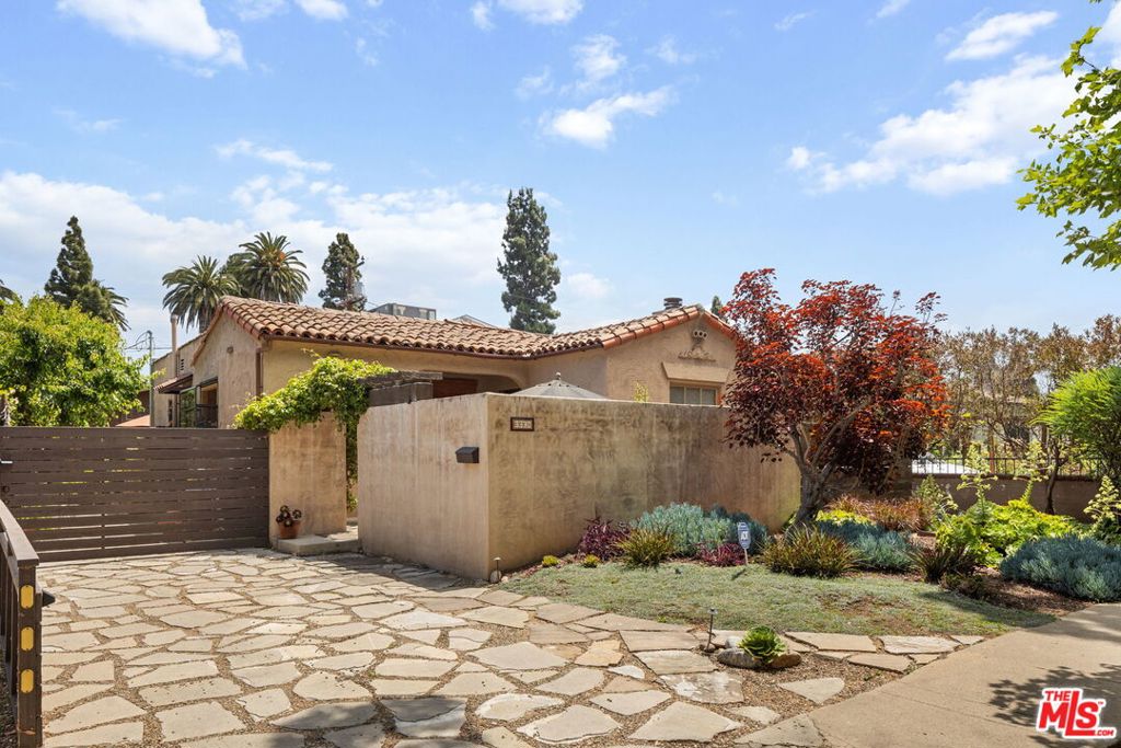 3330 Sherbourne Drive