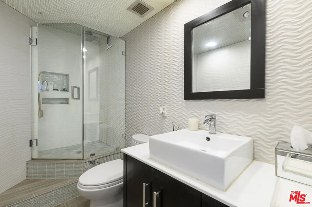 Los Angeles, California 90024, United States, 1 Bedroom Bedrooms, ,1 BathroomBathrooms,Residential,Active,43341