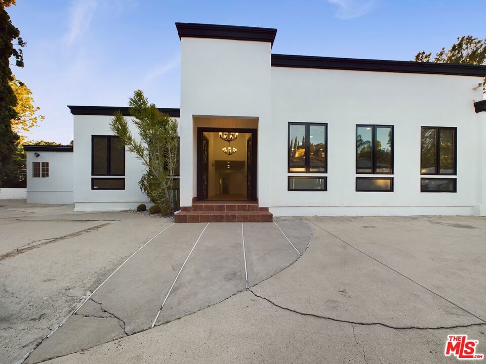 Properties 3 12035 Susan Drive
