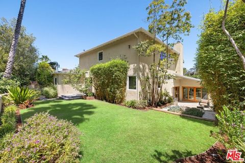 Single Family Residence in Los Angeles CA 9540 Bolton Road 23.jpg