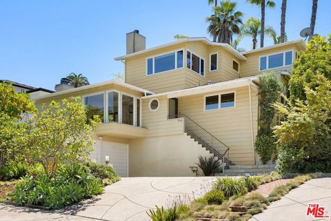 Single Family Residence in Los Angeles CA 9540 Bolton Road 26.jpg