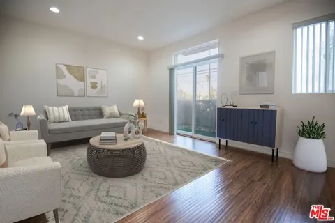11624 Oxnard Street, North Hollywood, CA 91606 - MLS#: 25501149