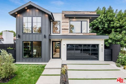 A home in Toluca Lake