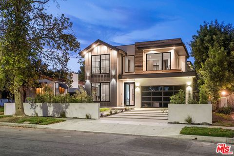 A home in Toluca Lake