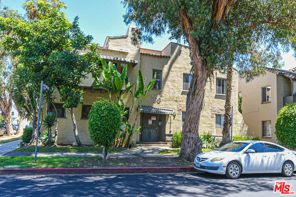 Properties 1 356 N Orange Grove Avenue