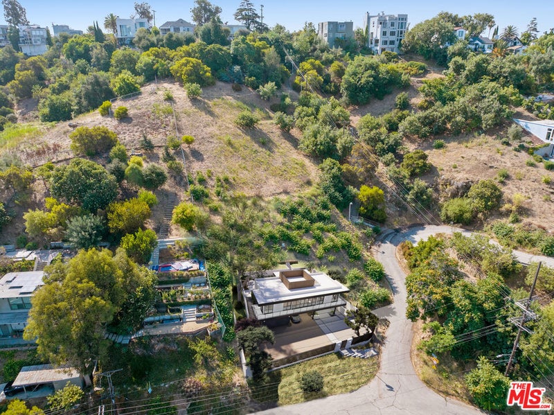 2100 Avon Street