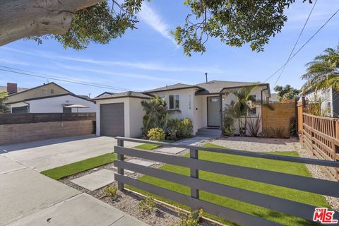 A home in Hawthorne