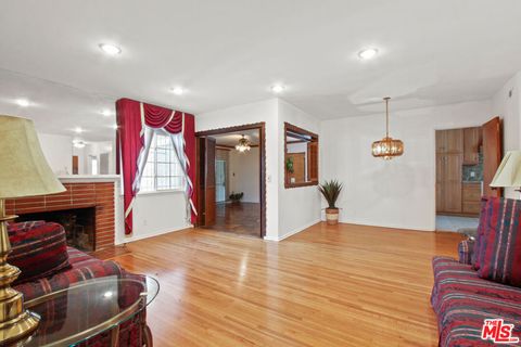 A home in Inglewood