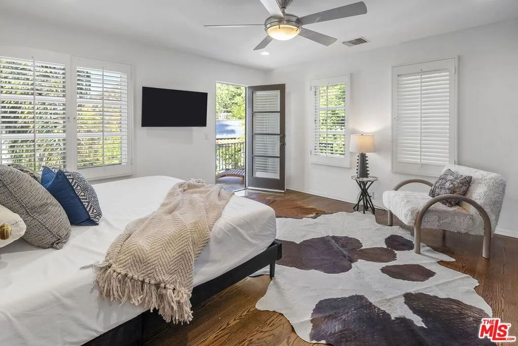 Los Angeles, California 90068, United States, 6 Bedrooms Bedrooms, ,5 BathroomsBathrooms,Residential,Active,15106