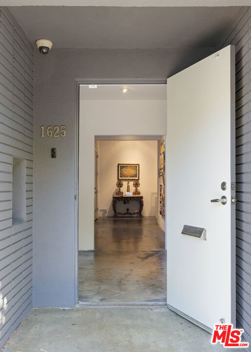 Properties 3 1625 Blake Avenue