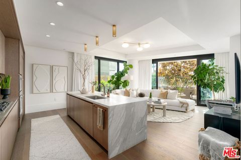 8420 W Sunset Boulevard 107 West Hollywood CA 90069