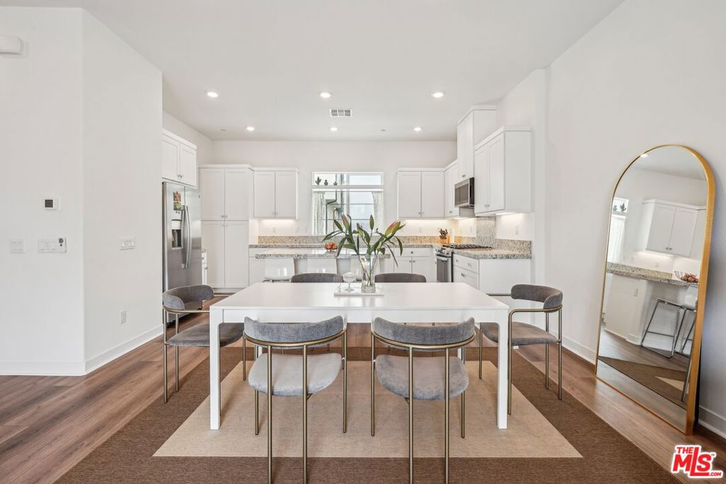 26998 Hummingbird Lane