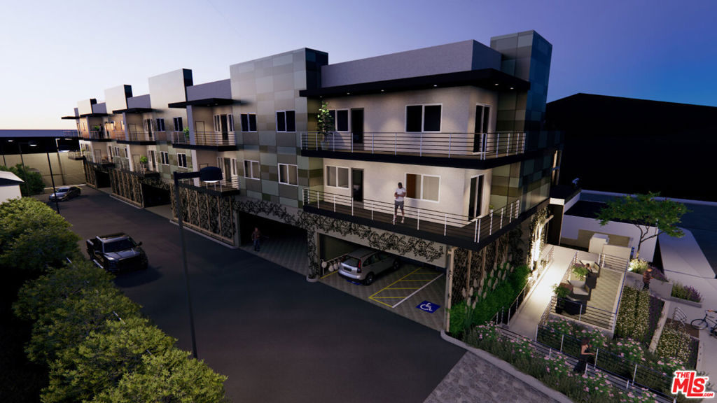 1730 Los Feliz Drive