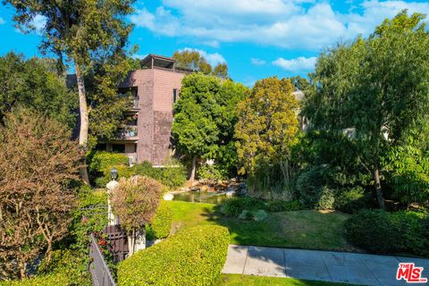 A home in West Hollywood