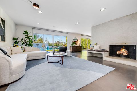 A home in Studio City