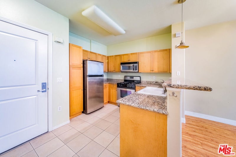 100 S Alameda Street 154
