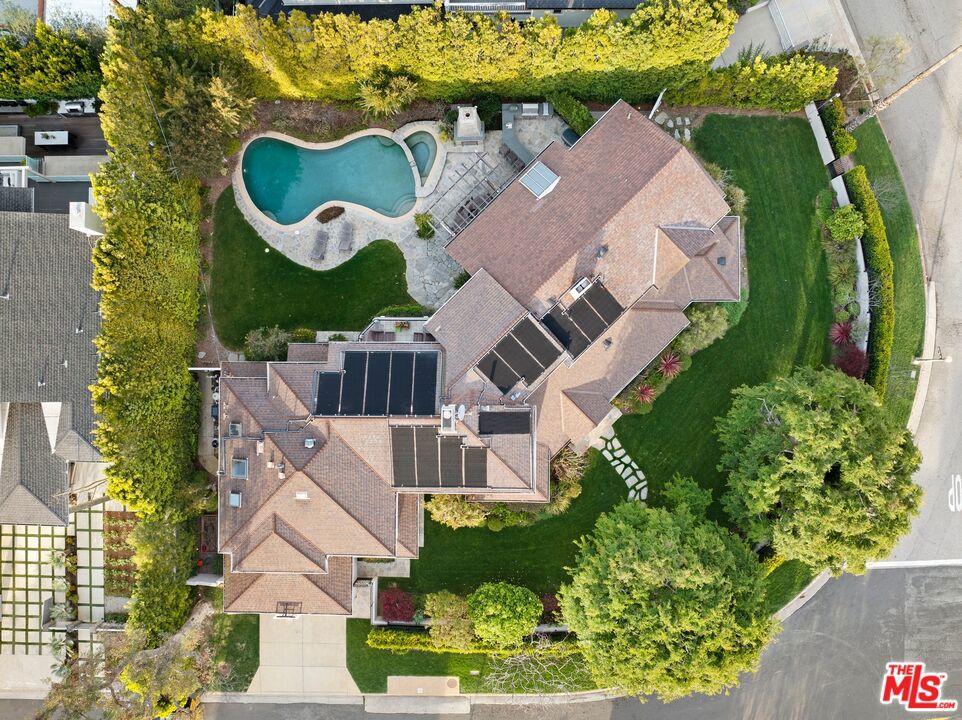 360 S Anita Avenue