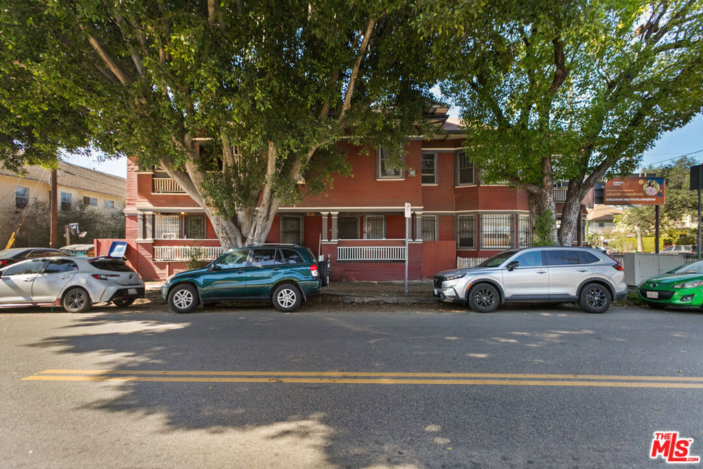 Properties 3 232 N Avenue 54