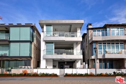 108 THE STRAND Manhattan Beach CA 90266