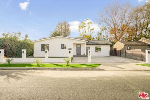 A home in Reseda