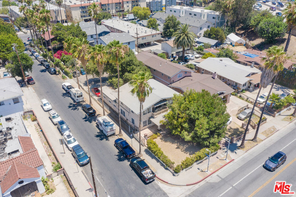 Properties 1 816 N Normandie Avenue