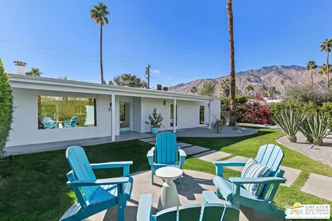 1075 E Olive Way, Palm Springs, CA 92262 - MLS#: 25485085