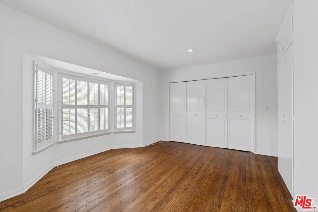 Pacific Palisades, California 90272, United States, 4 Bedrooms Bedrooms, ,3 BathroomsBathrooms,Residential,Active,90437