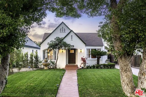 A home in Toluca Lake