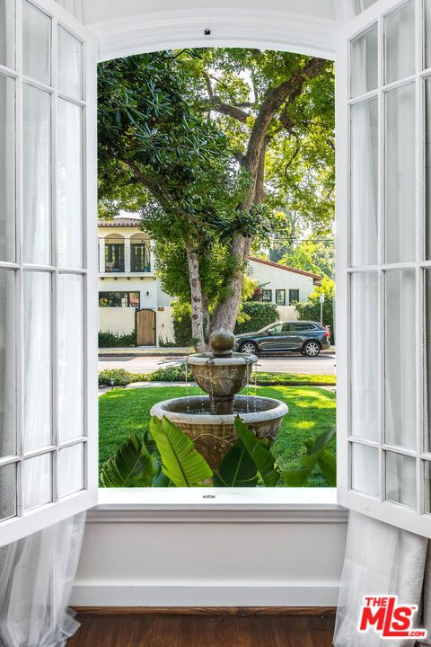 A home in Toluca Lake