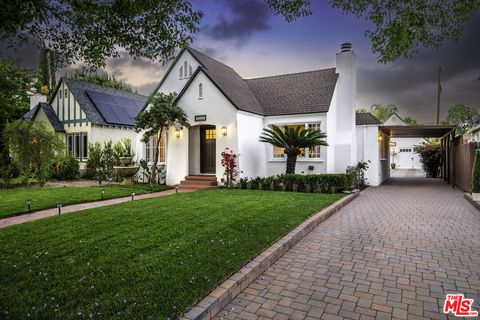 A home in Toluca Lake