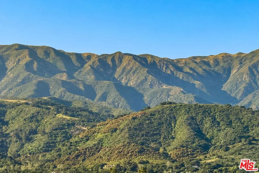 Carpinteria, California 93013, United States, 4 Bedrooms Bedrooms, ,3 BathroomsBathrooms,Residential,Active,47045