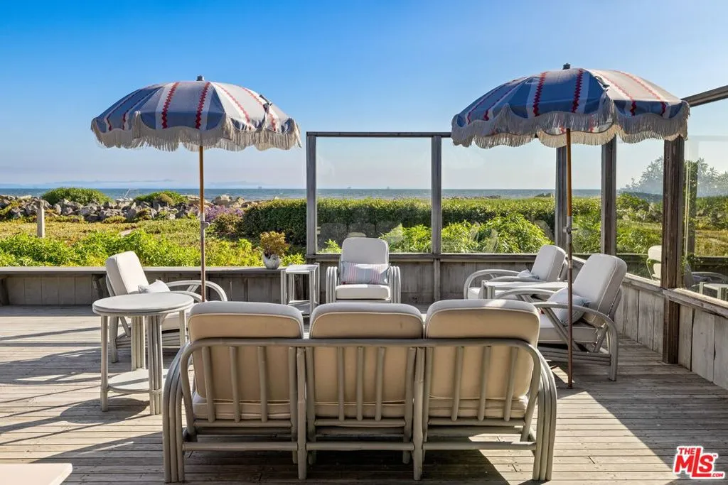 Carpinteria, California 93013, United States, 4 Bedrooms Bedrooms, ,3 BathroomsBathrooms,Residential,Active,47045