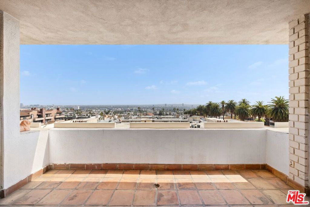 Properties 2 7309 Franklin Avenue 502