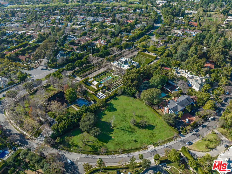 Properties 4 602 Mountain Drive