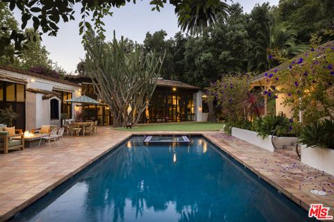 659 E Channel Road Santa Monica CA 90402