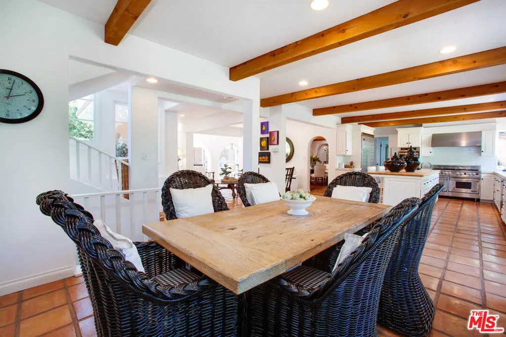 Pacific Palisades, California 90272, United States, 8 Bedrooms Bedrooms, ,8 BathroomsBathrooms,Residential,Active,94217