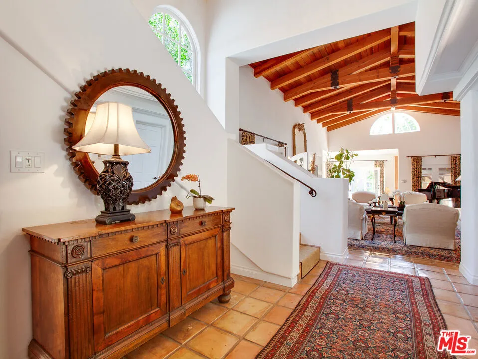 Pacific Palisades, California 90272, United States, 8 Bedrooms Bedrooms, ,8 BathroomsBathrooms,Residential,Active,94217