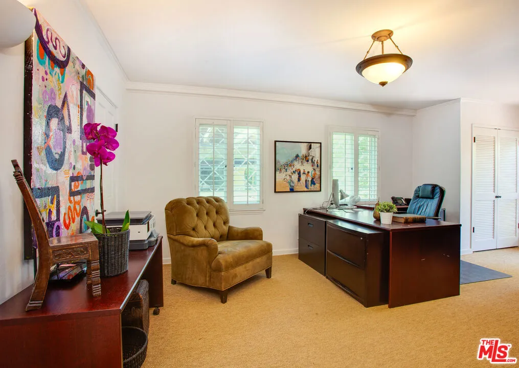 Pacific Palisades, California 90272, United States, 8 Bedrooms Bedrooms, ,8 BathroomsBathrooms,Residential,Active,94217