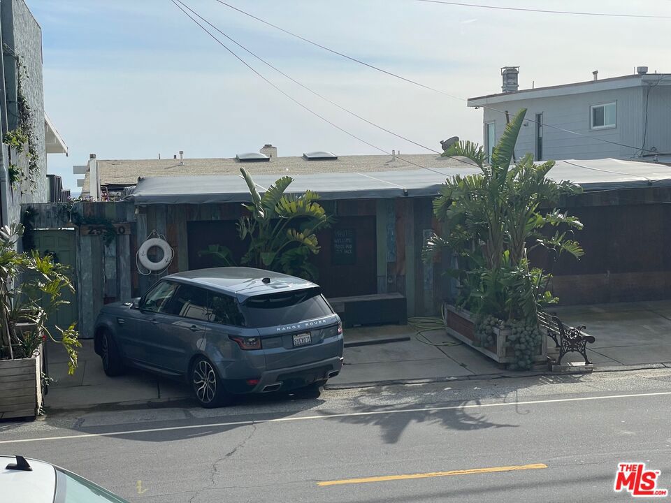 Properties 1 25330 Malibu Road
