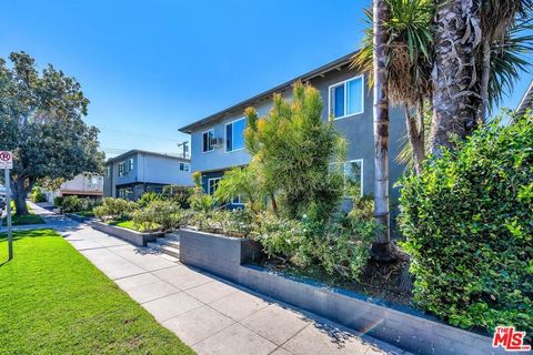 4421 Murietta Avenue Sherman Oaks CA 91423