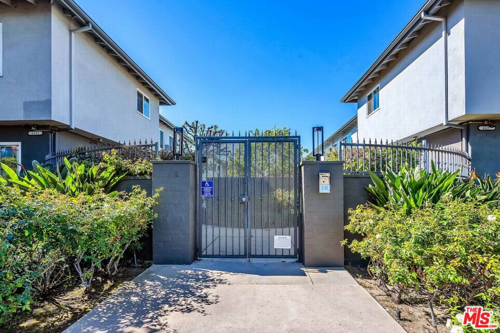 Properties 3 4421 Murietta Avenue
