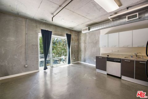 645 W 9th Street 201 Los Angeles CA 90015